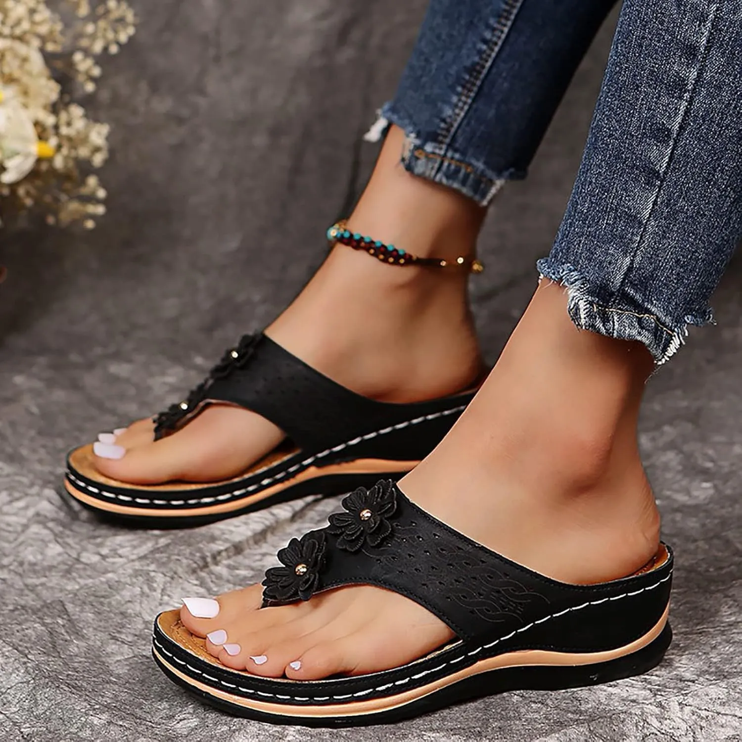 Best Arch Support Flip Flops for Women Leather Walking Sandals for Women Beach Sandals for Women Summer Arch Support Slides for Women Walking Shoes Women Comfort Slip On Western Sandals for Women