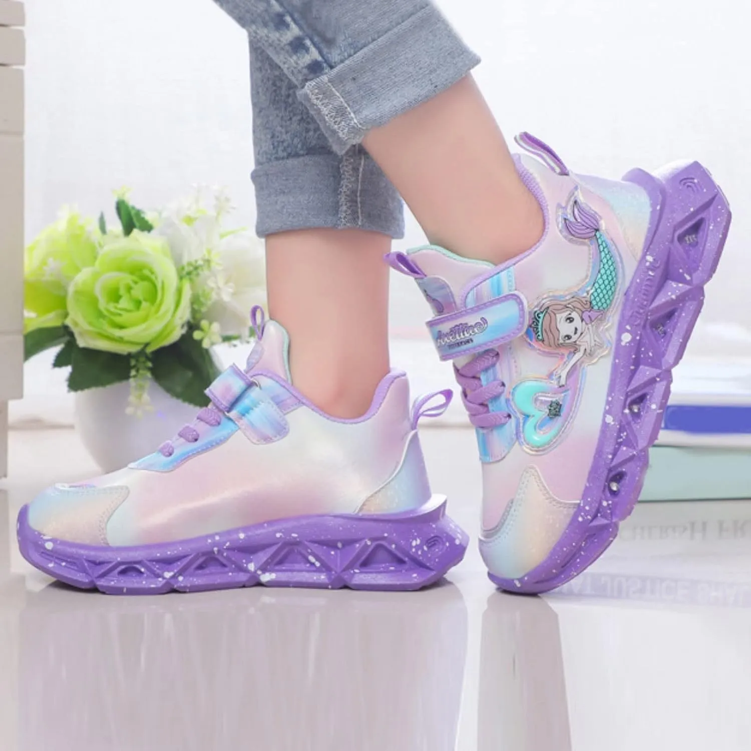 Girls Led Cheer Shoes Princess Light up Sneakers Night White Running Walking Sports Shoes Outdoor Illuminate