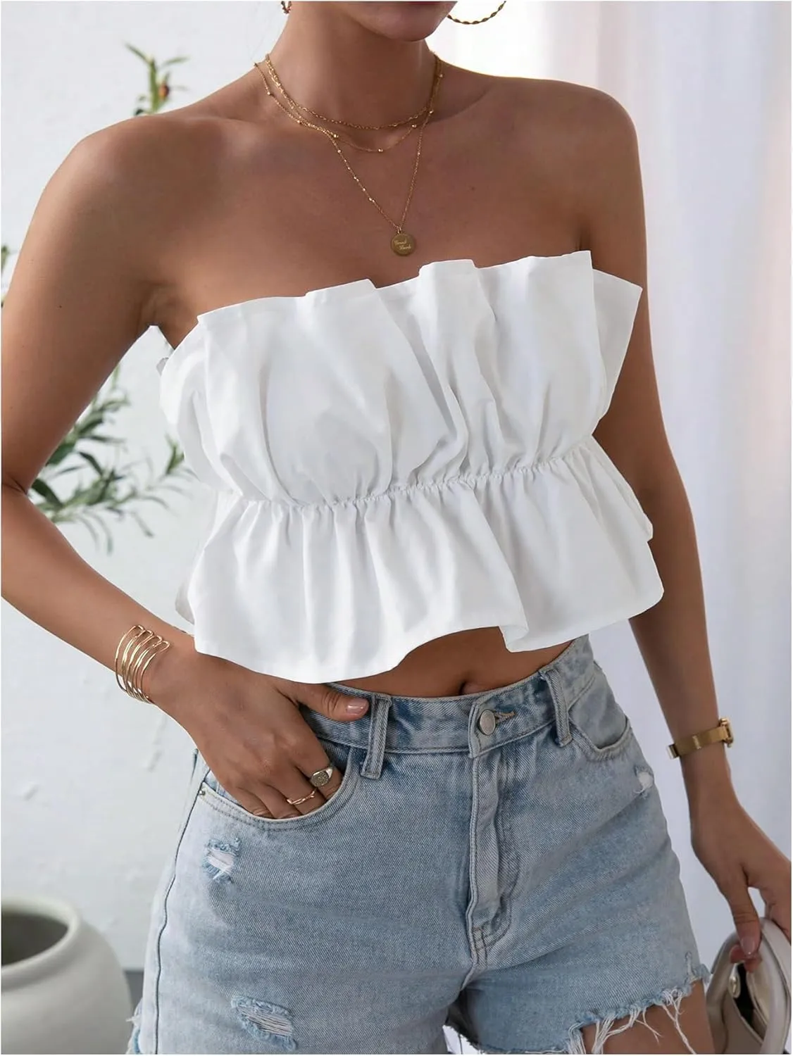 GORGLITTER Women's Strapless Bandeau Tube Top Ruffle Open Back Bubble Crop Tops Summer Going Out Tops