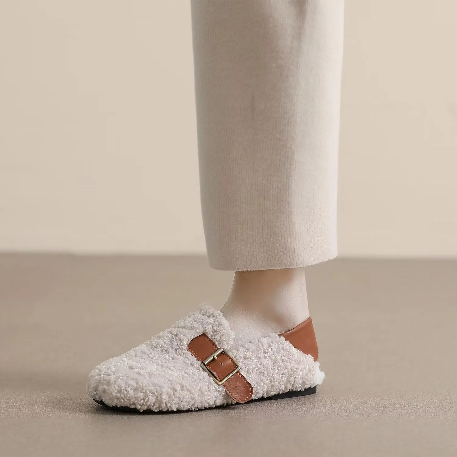 Hee grand Winter Faux Fleece Cozy Flats for Women Fur Lining Warm Fuzzy Soft Flats Anti-Slip Sole Indoor/Outdoor