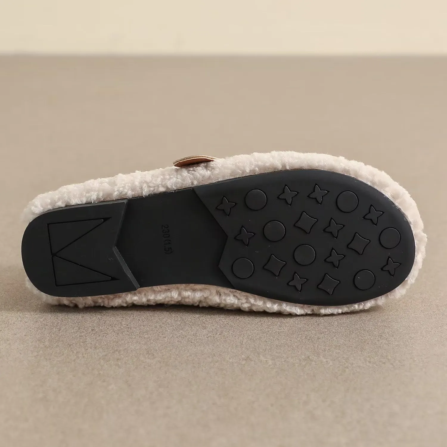 Hee grand Winter Faux Fleece Cozy Flats for Women Fur Lining Warm Fuzzy Soft Flats Anti-Slip Sole Indoor/Outdoor