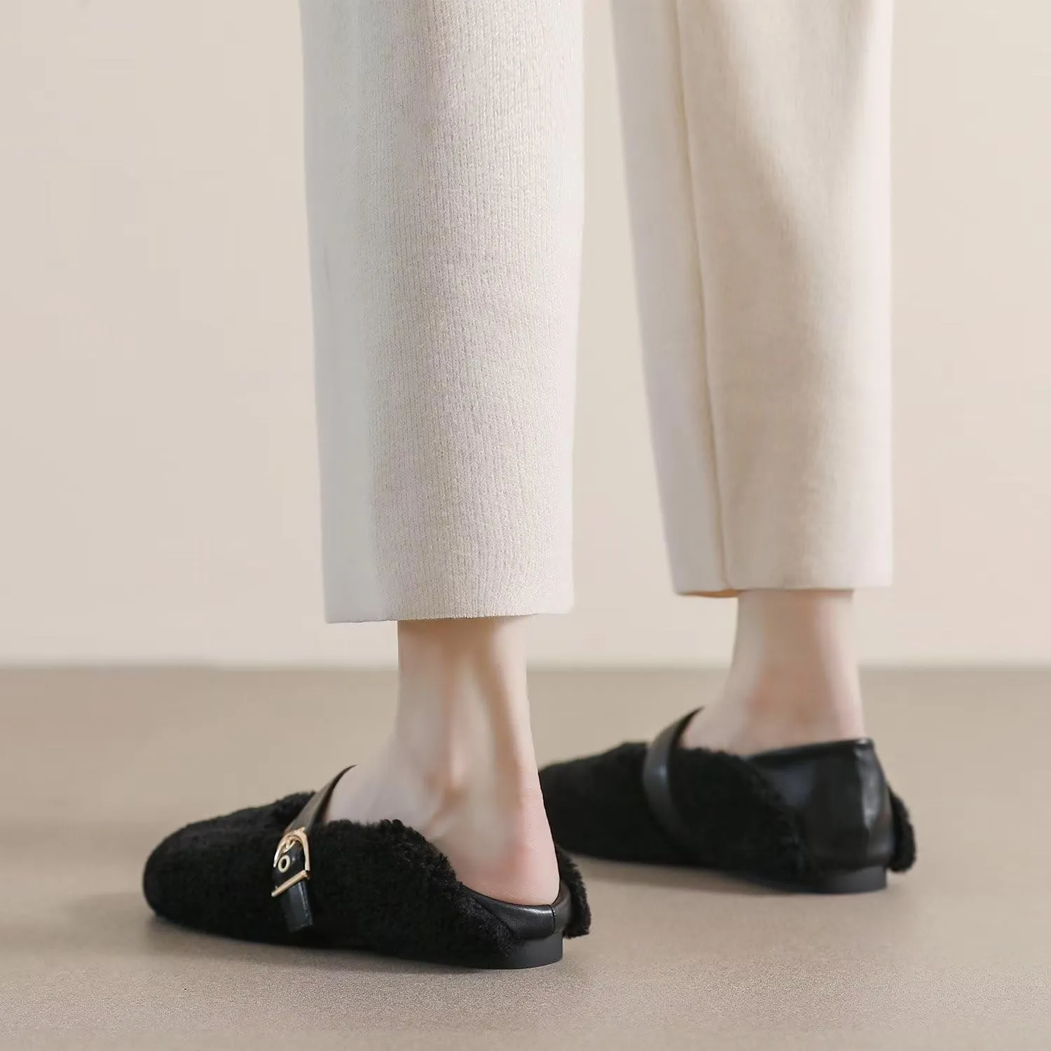 Hee grand Winter Faux Fleece Cozy Flats for Women Fur Lining Warm Fuzzy Soft Flats Anti-Slip Sole Indoor/Outdoor