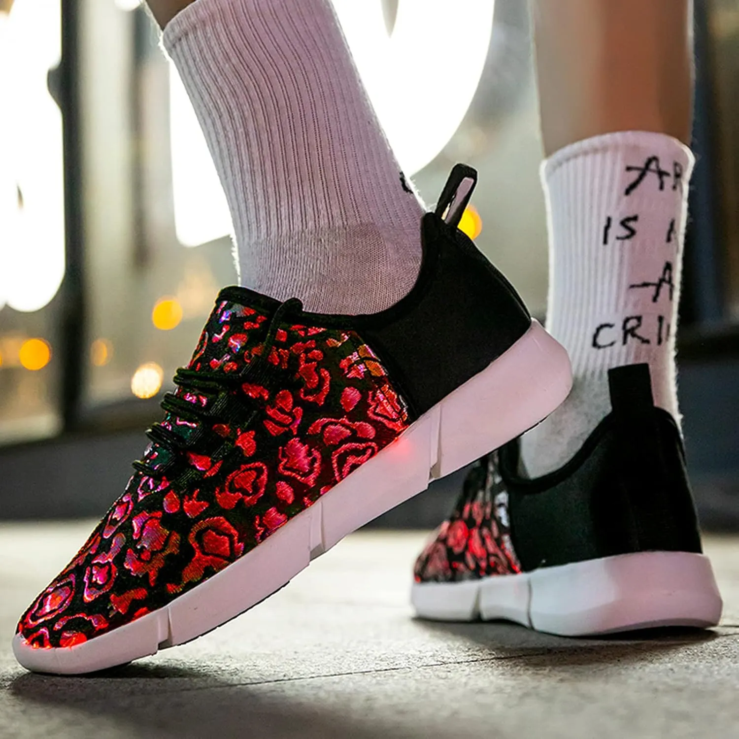LED Fiber Optic Shoes Light Up Sneakers for Women Men Luminous Trainers Flashing Sneakers for Festivals, Christmas, Halloween, New Year Party with USB Charging, White