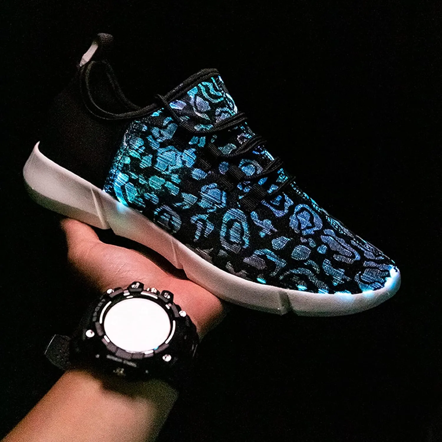 LED Fiber Optic Shoes Light Up Sneakers for Women Men Luminous Trainers Flashing Sneakers for Festivals, Christmas, Halloween, New Year Party with USB Charging, White