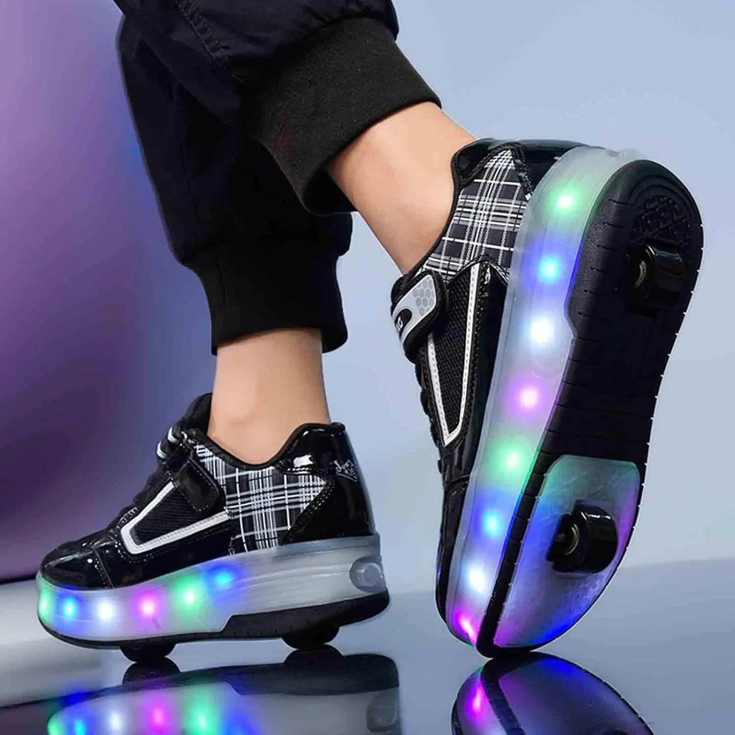 LED Light Up Kids Roller Shoes with 4 Wheels, Sneakers for Boys Girls Birthday Thanksgiving Christmas Day