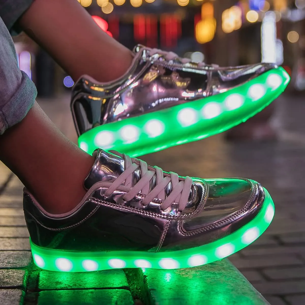 LED Light Up Shoes for Women Men Sports LED Shoes Dancing Sneakers Low-Top USB Charging Shoes for Kids
