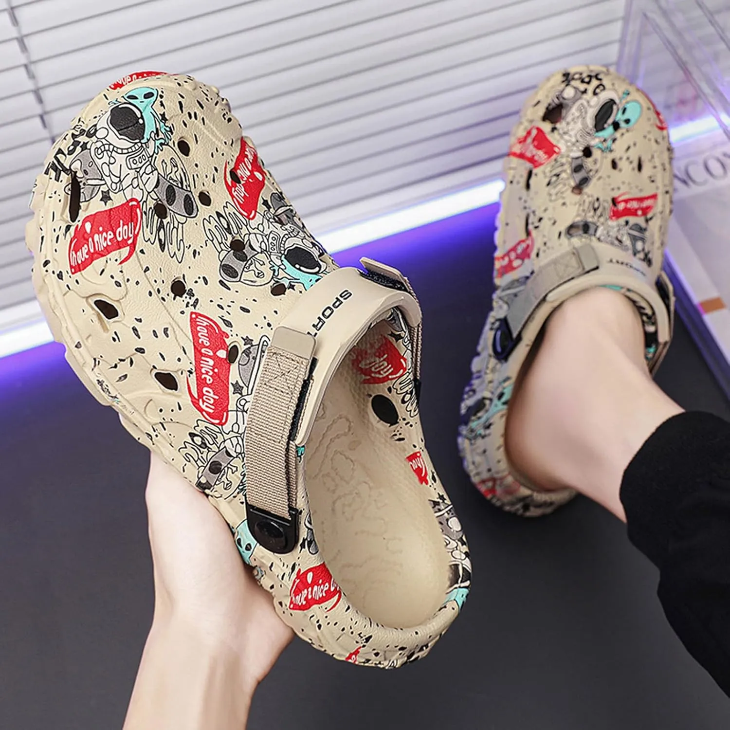Men Slip On Garden Clogs: Classic Summers - Outdoor Fashions Beach Sandals