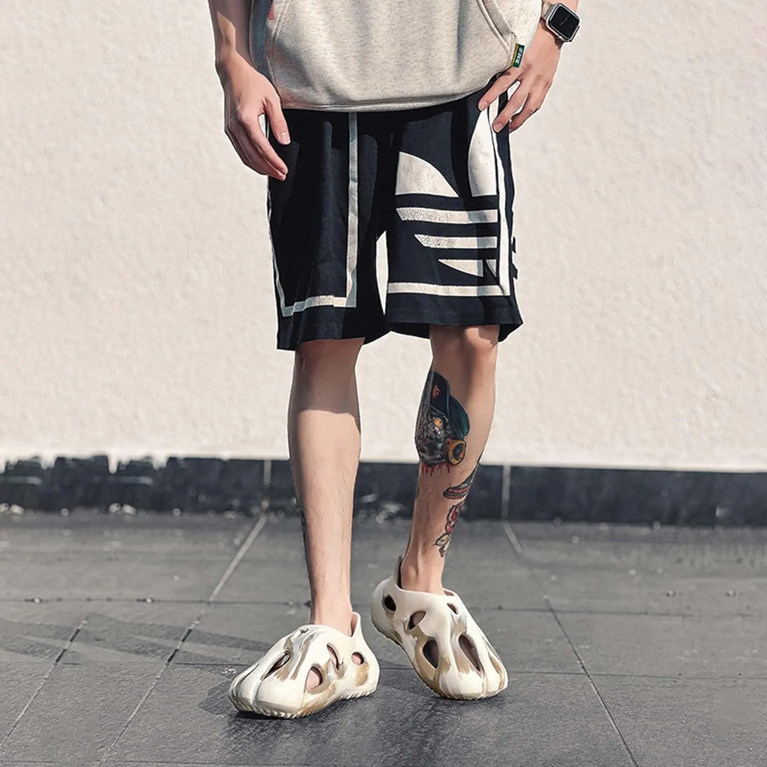 Mens Fashion Garden Clogs,Volcanic Lava Design,EVA Material,Lightweight,Durable,Non-slip,Beach Shoes,Gardening Shoes,Indoor and Outdoor Sandals.