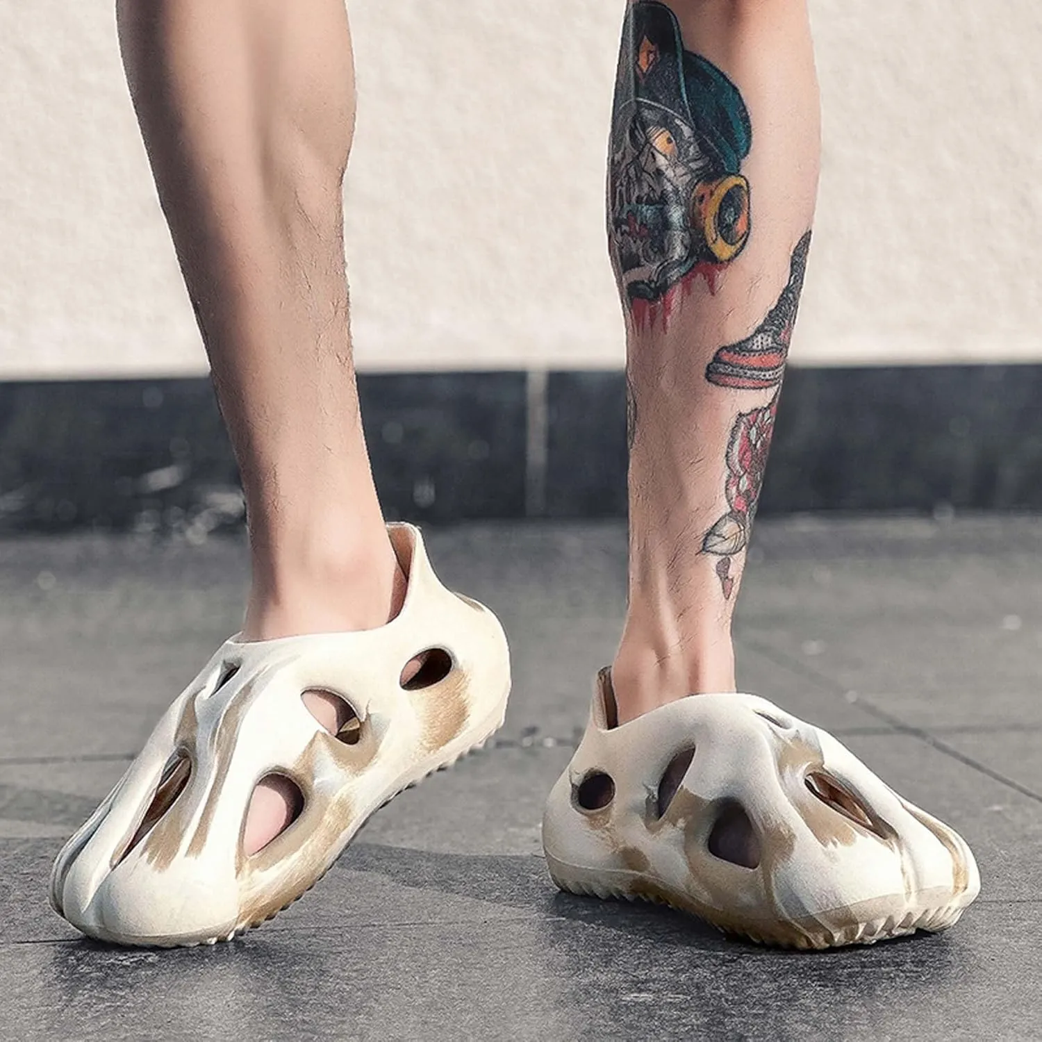 Mens Fashion Garden Clogs,Volcanic Lava Design,EVA Material,Lightweight,Durable,Non-slip,Beach Shoes,Gardening Shoes,Indoor and Outdoor Sandals.