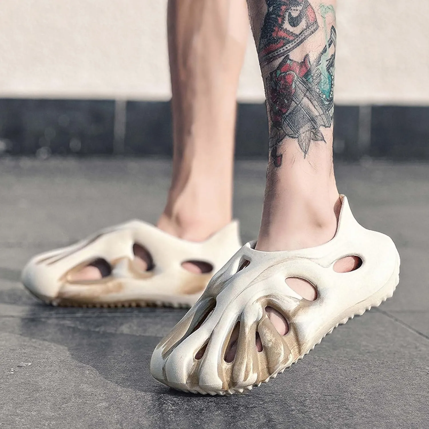Mens Fashion Garden Clogs,Volcanic Lava Design,EVA Material,Lightweight,Durable,Non-slip,Beach Shoes,Gardening Shoes,Indoor and Outdoor Sandals.