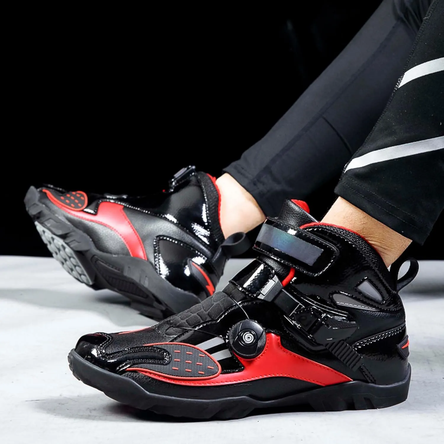Men's Motorcycle Boots Slip Resistant Waterproof Motorcycle Combat Riding Boots Women's Fashion Motorcycle Short Boots Teenagers Street Racing Boots Outdoor Hiking Boots
