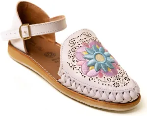 Mexico en la Piel Handcrafted White Leather Flat Sandals for Women - Closed Heel with Floral Embroidery, Adjustable Ankle Buckle, Water-Resistant, Comfortable, Durable