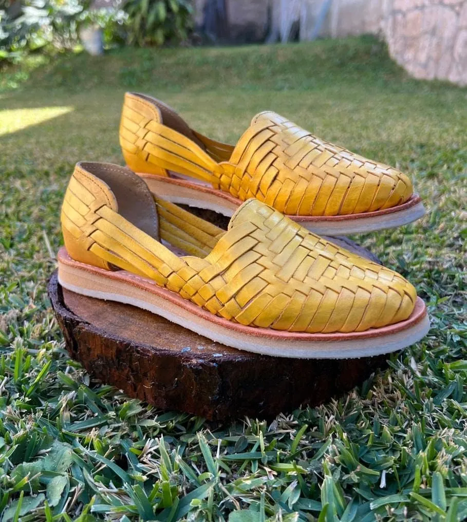 Mexico en la Piel Leather Huarache Sandals. Comfortable Flats For Woman.