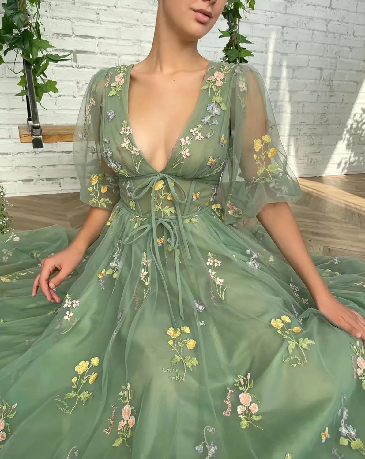 Puffy Sleeve Prom Dresses Flower Embroidery Tulle Backless A-line Lace Formal Evening Party Gown for Women