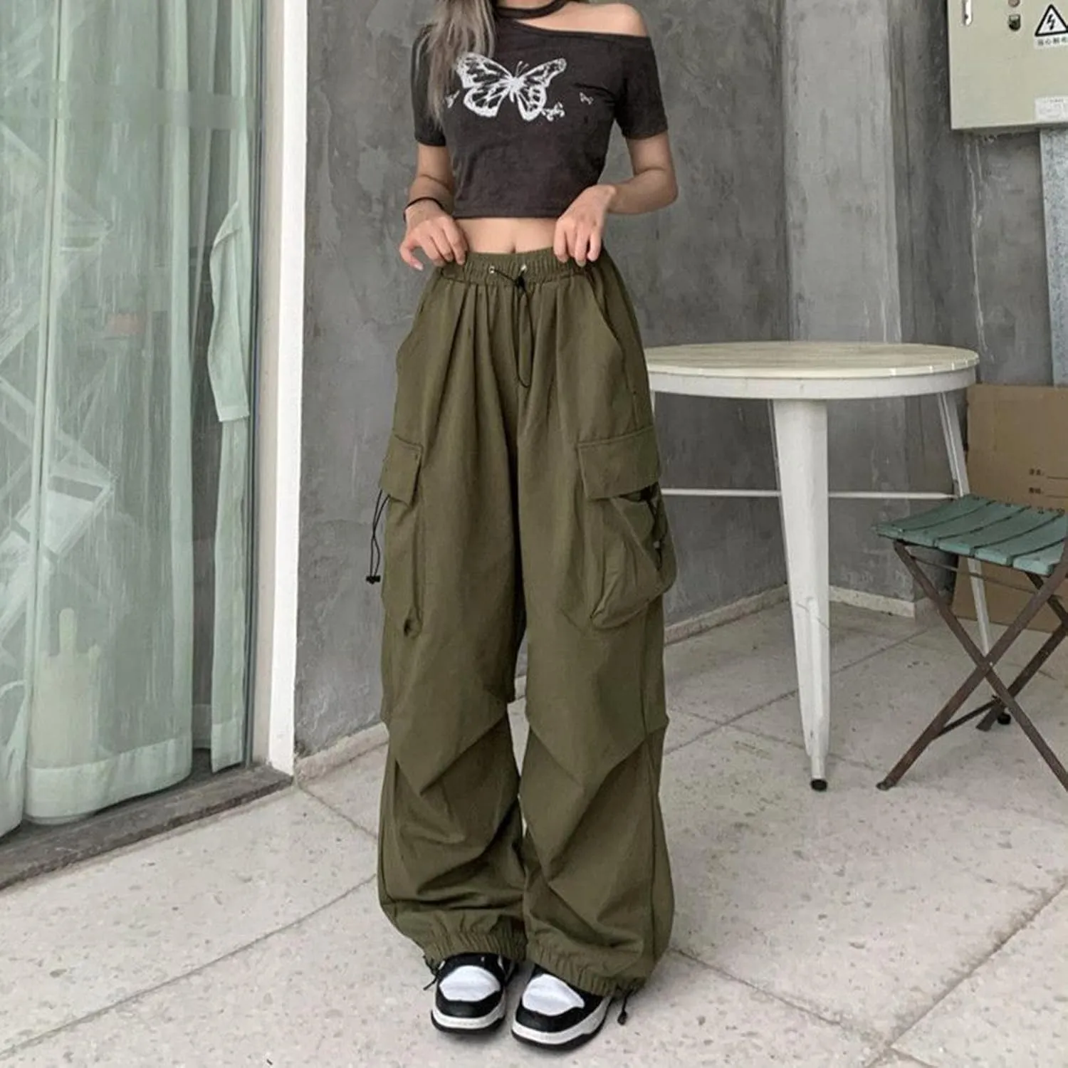 Women Elastic Waist Baggy Cargo Pants Parachute Drawstring Wide Leg Long Pant Unisex Trendy Y2K Pants Hiking Trousers