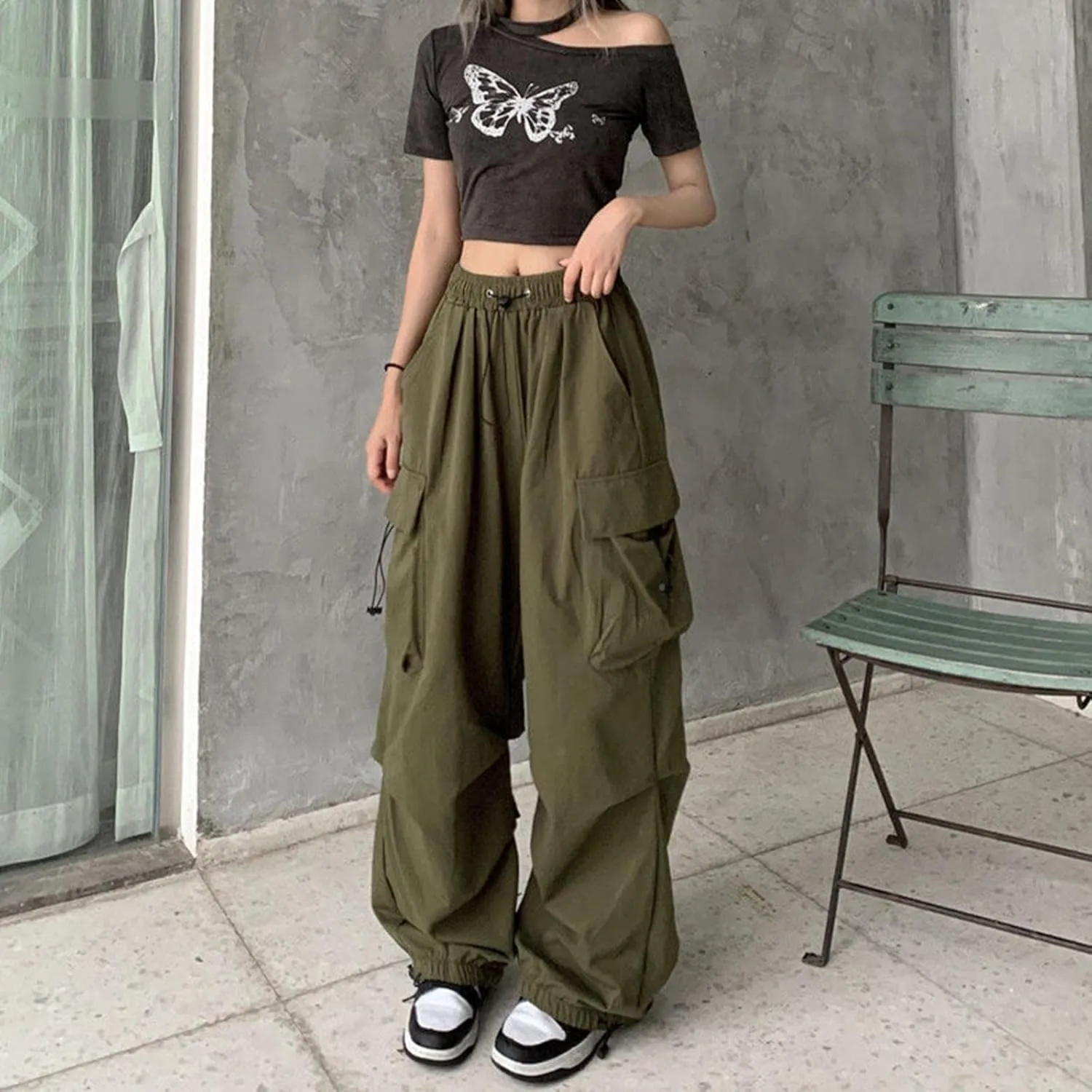 Women Elastic Waist Baggy Cargo Pants Parachute Drawstring Wide Leg Long Pant Unisex Trendy Y2K Pants Hiking Trousers