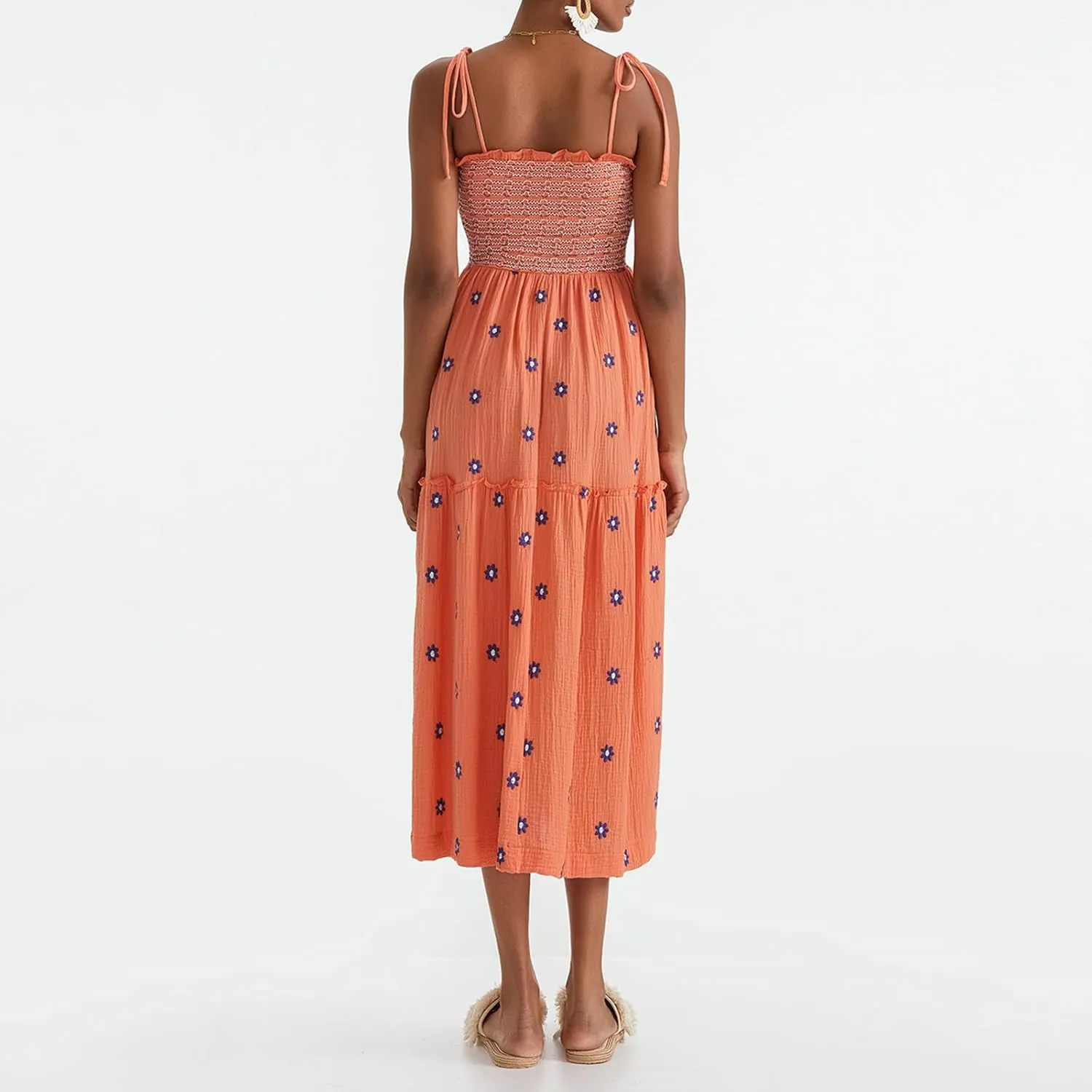 Women Floral Embroidered Maxi Dress Sleeveless Tie Shoulder Smocked Flowy Dress Boho Summer Sundresses with Pockets