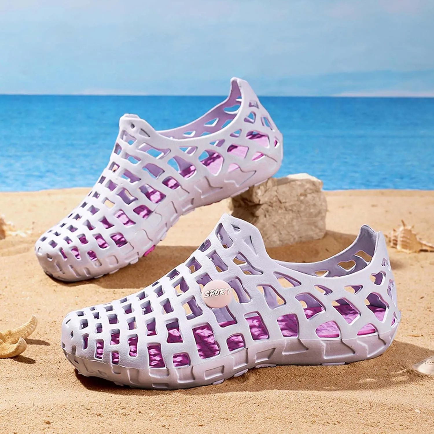 Women Men Fashion Garden Clogs with Arch Support, Vegetable Basket Sandals, EVA Material, Lightweight, Durable, Non-slip, Beach Shoes, Gardening Shoes, Indoor and Outdoor Sandals.
