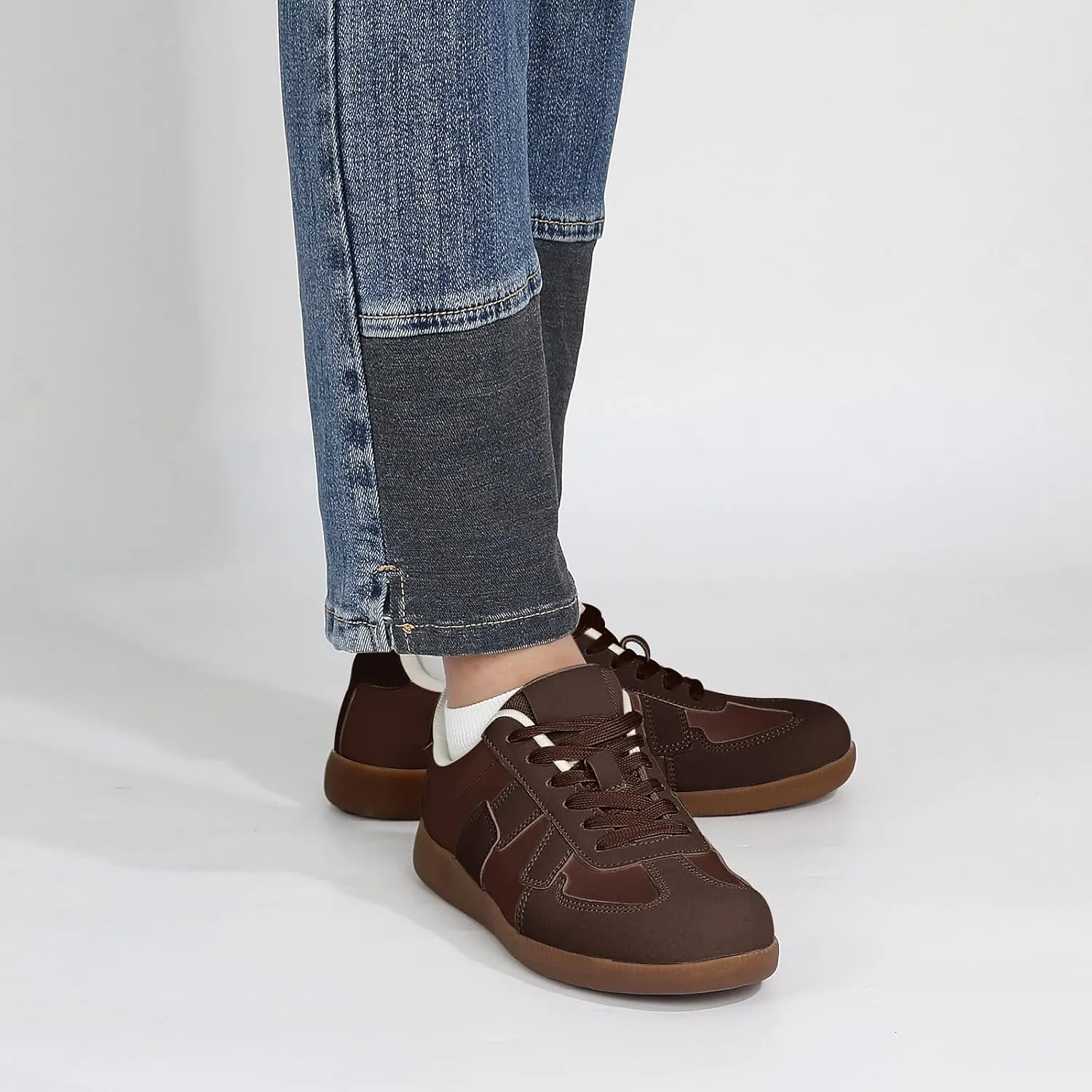 Womens Fashion Sneakers Casual Retro Walking Shoes Comfortable Lace-Up Skate Shoes with Arch Support