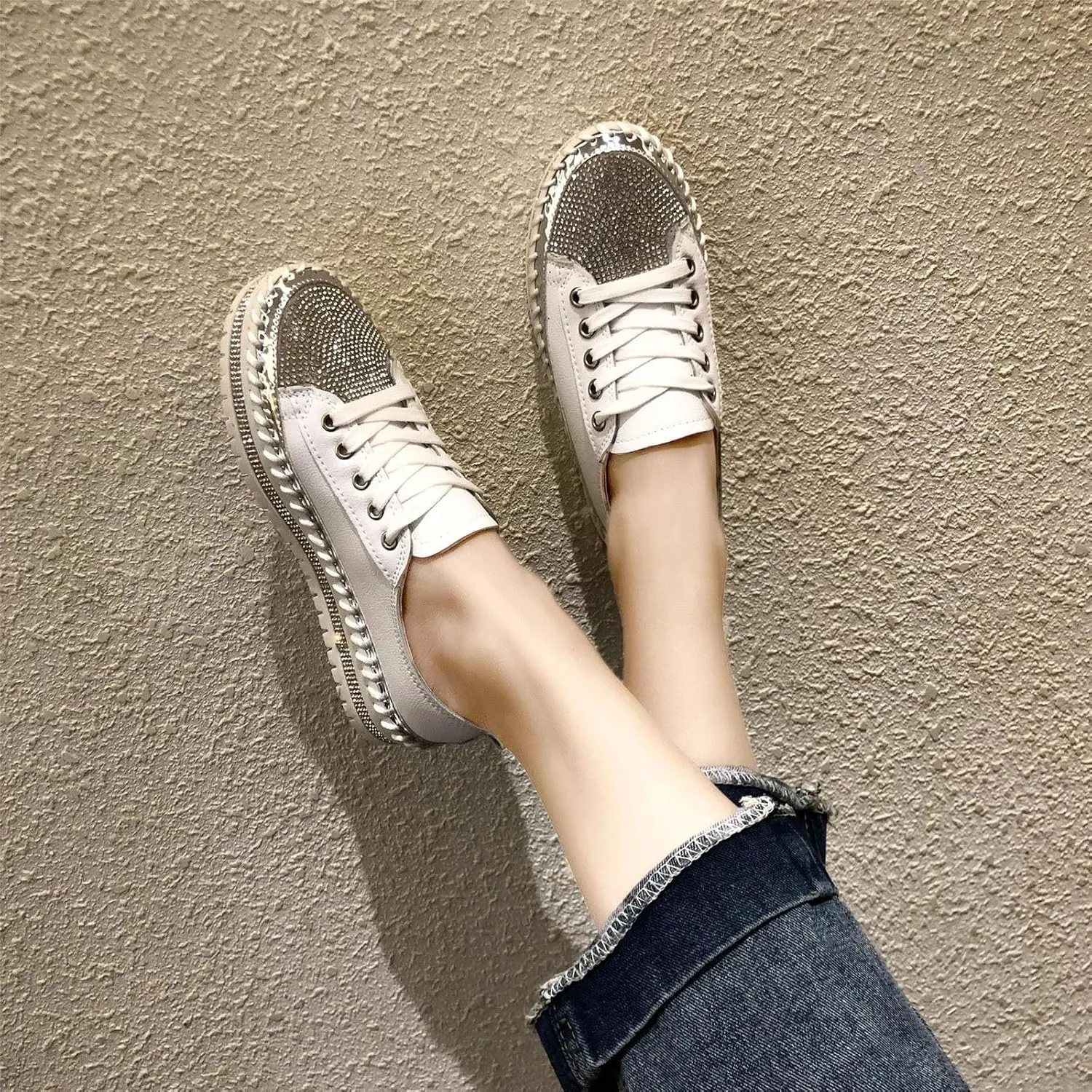 Women's Sequins Diamonds Flat Lace Up Fashion Sneakers Comfortable Shiny Dazzling Wedding Bridal Fashion Walking Shoes