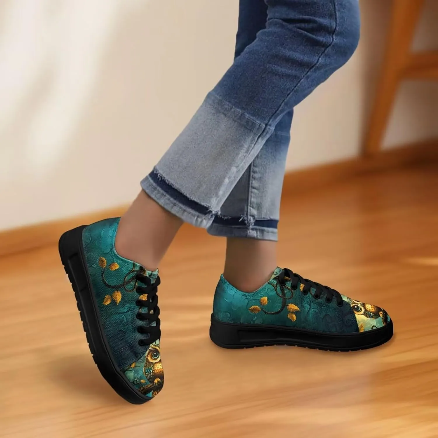 Women's Slip On Canvas Tennis Shoes Low Top Fashion Sneakers Casual Flats Walking Shoes Comfy Loafers US 5.5-13.5